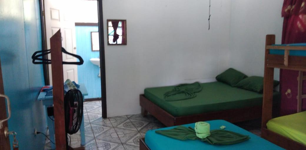 Cabinas Miss Miriam 2 Tortuguero Exteriér fotografie